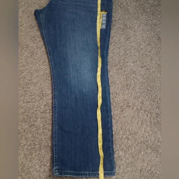 WOMEN PLUS SIZE JEANS SIZE 22W MEDIUM - Picture 4 of 13